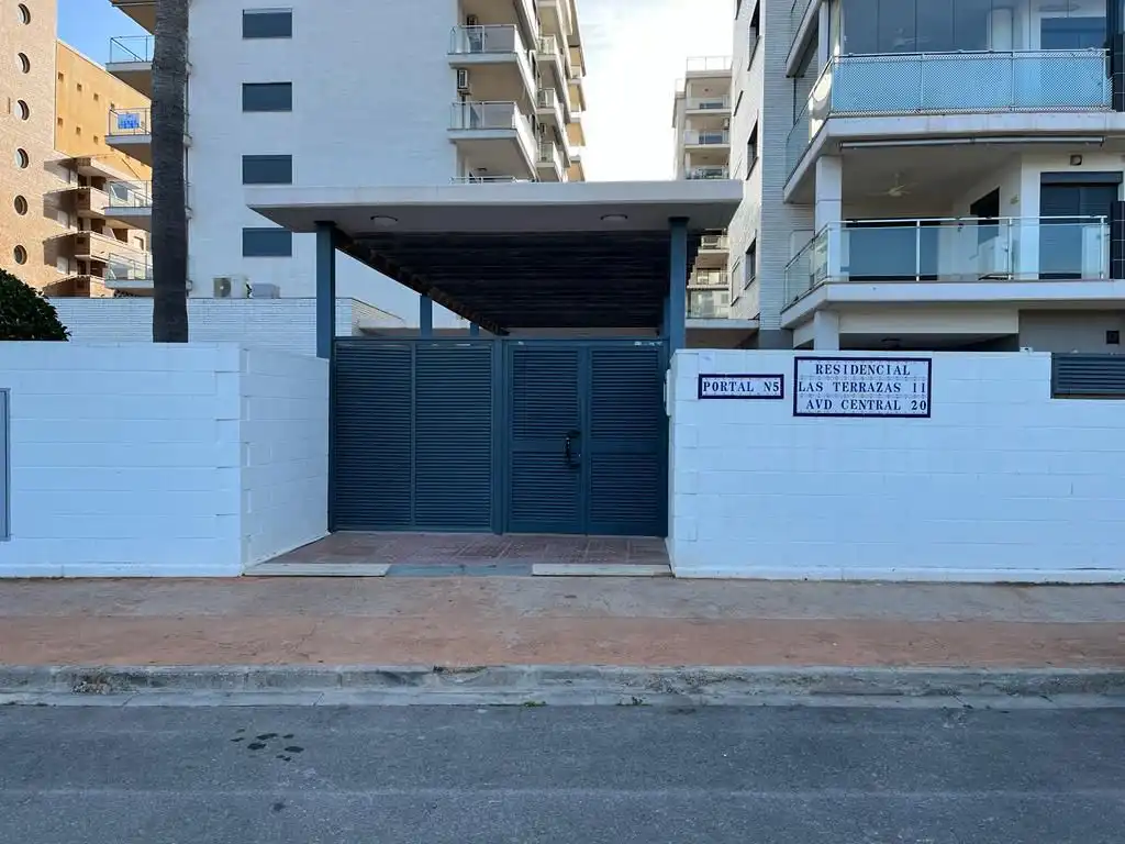 Vista exterior de Dúplex en venta en Oropesa del Mar / Orpesa con Aire acondicionado, Calefacción y Terraza