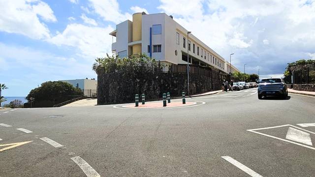 Garaje en Venta en Calle JUAN SEBASTIAN ELCANO en Radazul