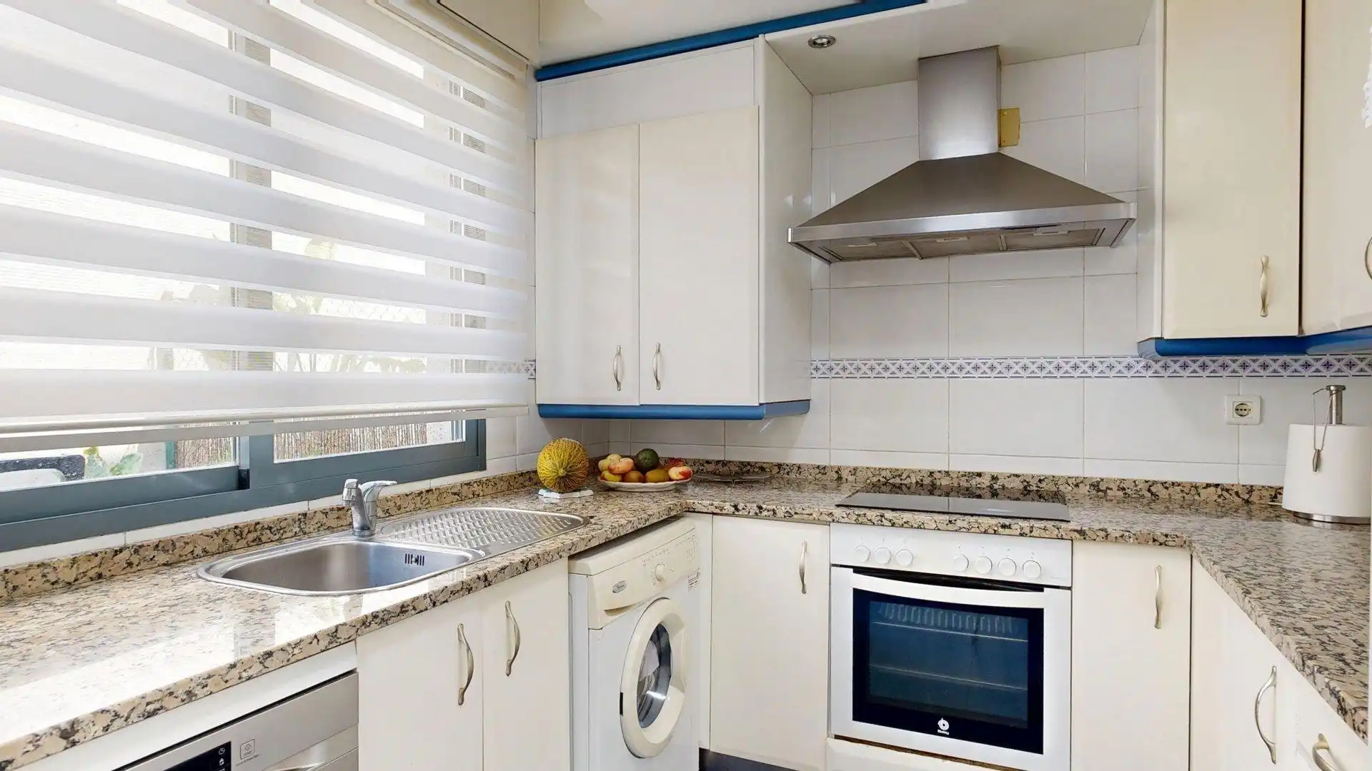 Cocina de Casa adosada en venta en Zaragoza con Aire acondicionado, Calefacción y Terraza