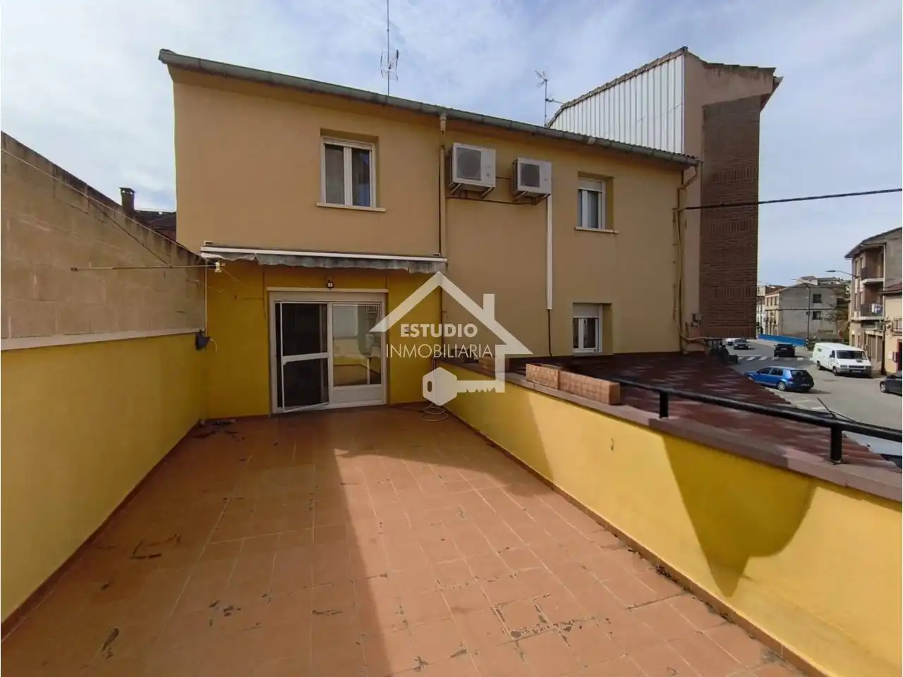 Vista exterior de Casa o chalet en venta en Mendavia con Aire acondicionado, Calefacción y Terraza
