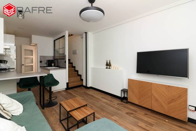 Local comercial en Venta en Calle de José Arcones Gil en Pueblo Nuevo