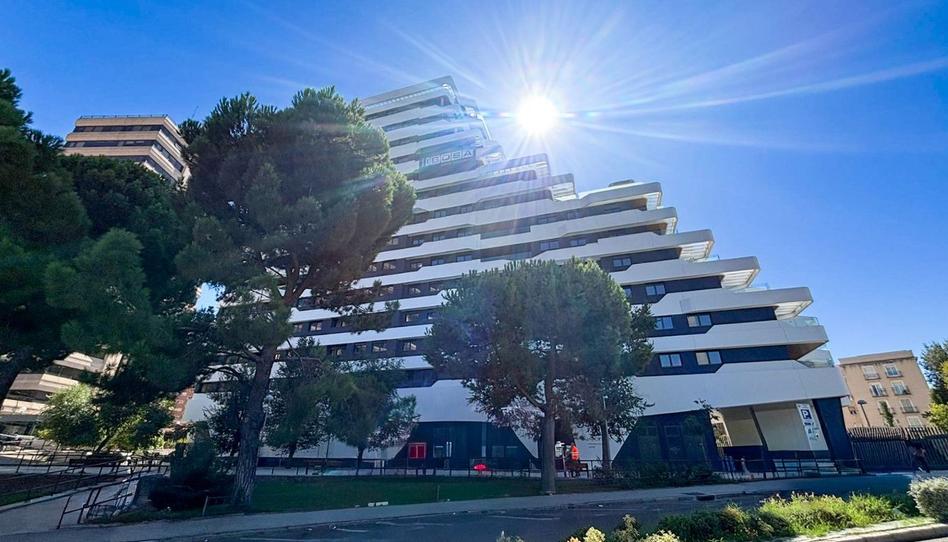 Foto 1 de Pis de lloguer a Juan Esplandiú, Niño Jesús, Madrid