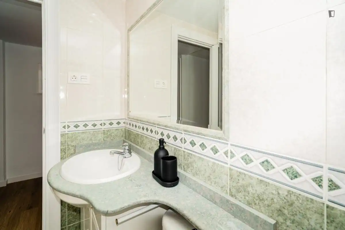 Habitació a Ciudad Jardín - Parque Roma