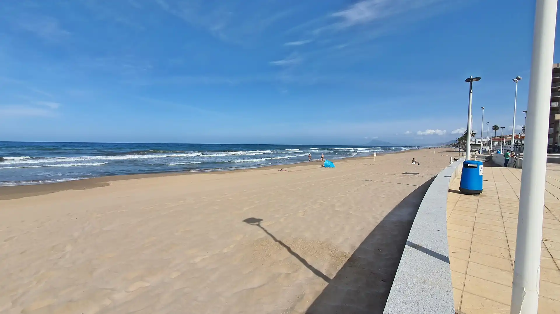 Vista exterior de Apartamento de alquiler en Miramar con Aire acondicionado, Terraza y Amueblado