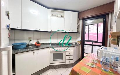 Kitchen of Flat for sale in Ourense Capital 