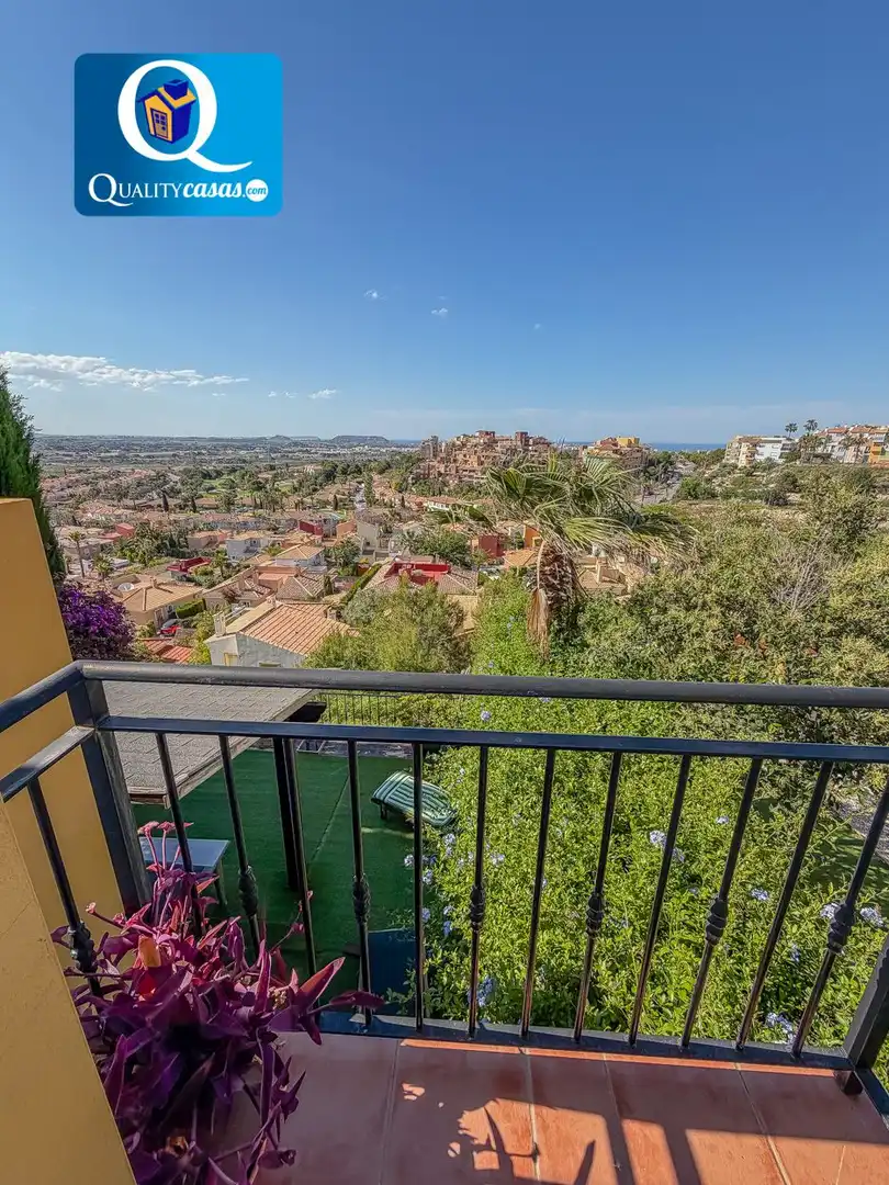 Terraza de Dúplex en venta en Mutxamel con Aire acondicionado, Terraza y Piscina comunitaria