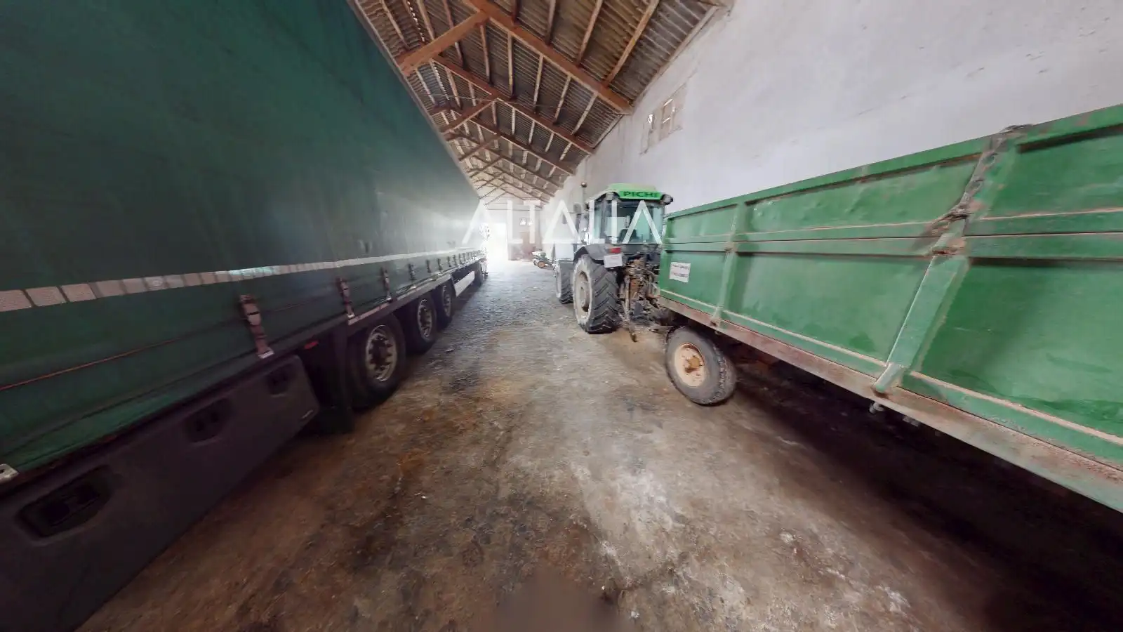 Parking de Nave industrial en venta en Cervera del Llano