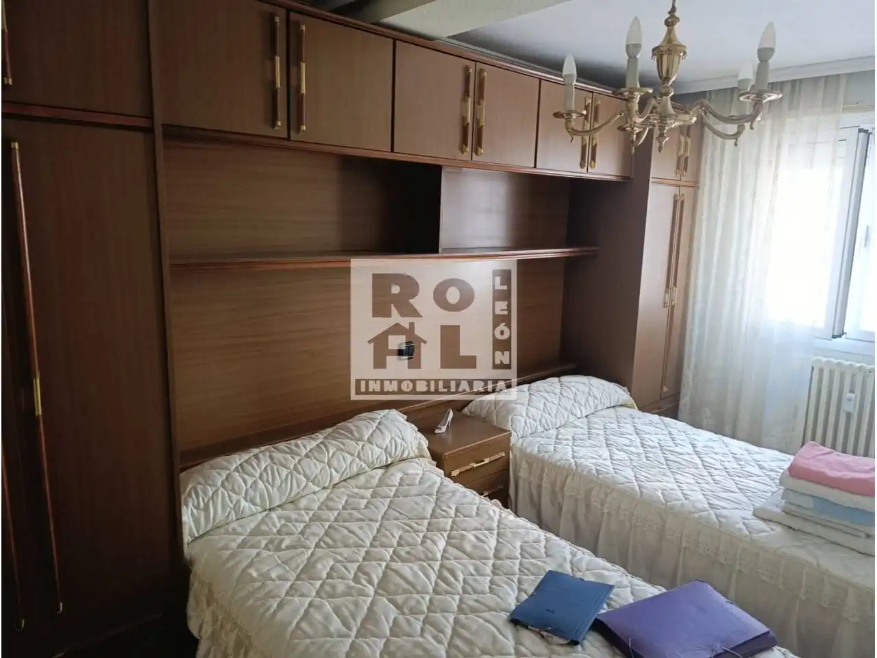 Habitación de Piso en venta en León Capital  con Calefacción y Terraza