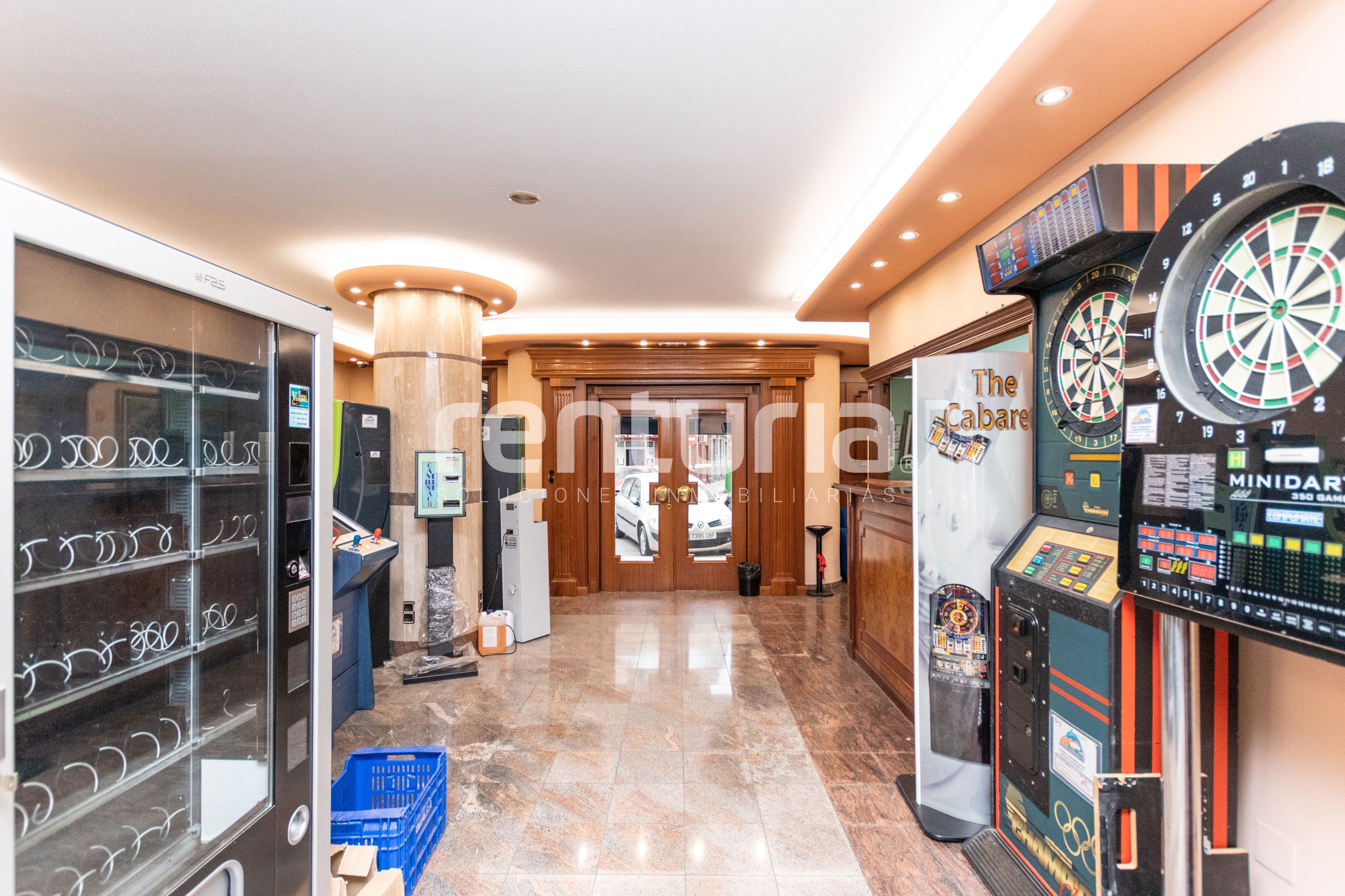 Premises for sale in  Valencia Capital  with Air Conditioner and Heating
