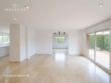 Adosado con piscina en venta en Sant Vicenç platja