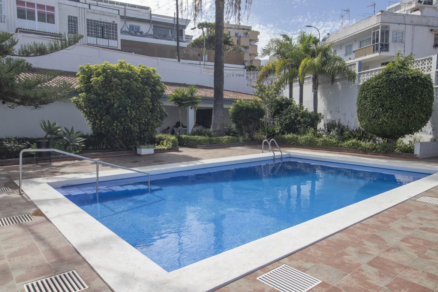 Piscina de Estudi en venda en Puerto de la Cruz amb Piscina comunitària