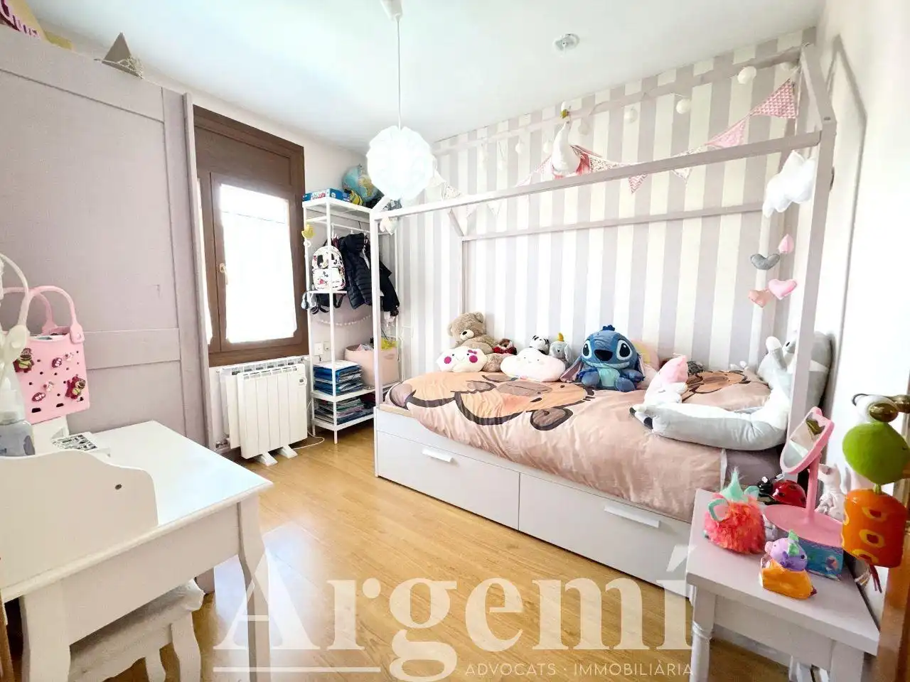 Habitación de Casa adosada en venta en Palau-solità i Plegamans con Calefacción, Jardín privado y Trastero
