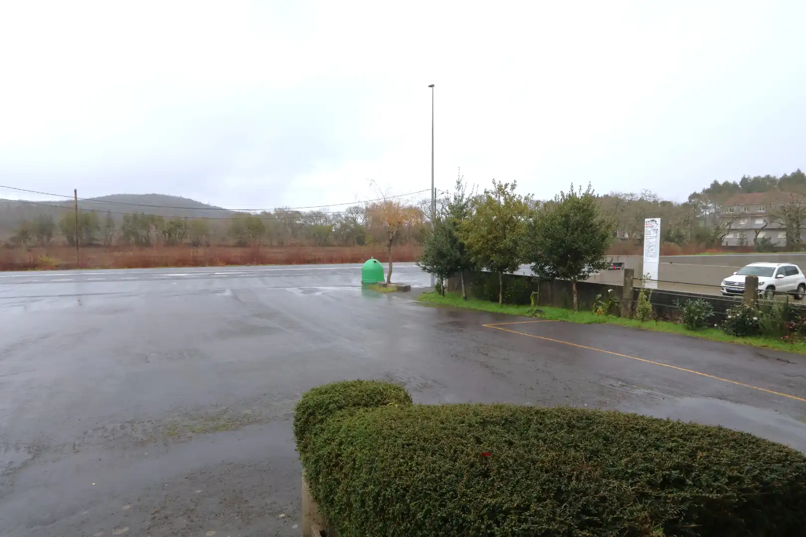 Parkplatz von Geschaftsraum zur Miete in Zas mit Möbliert