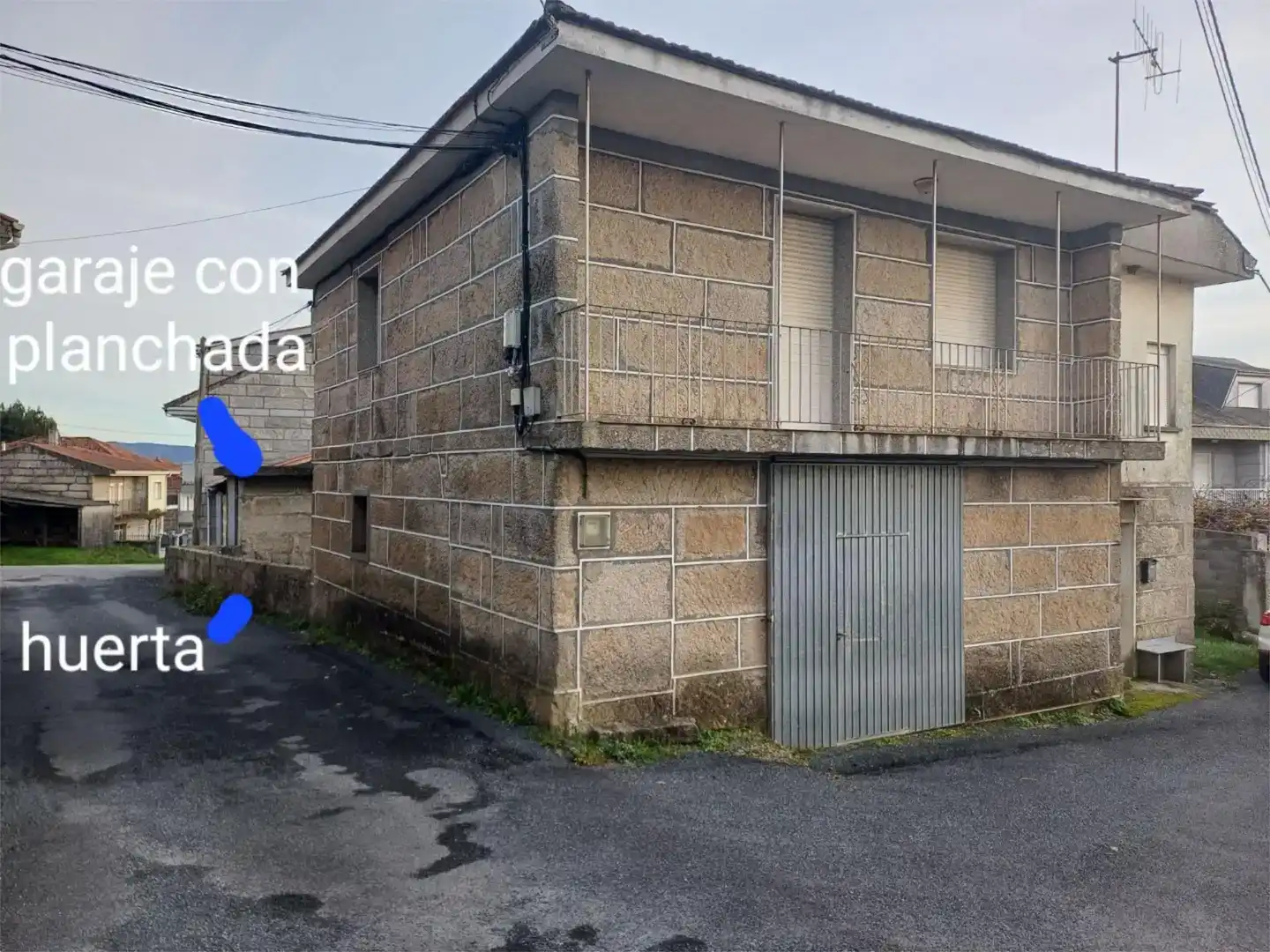 Vista exterior de Pis en venda en Xunqueira de Ambía amb Jardí privat, Traster i Moblat