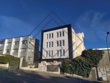 Uffici con ascensore in affitto a Zona Industrial