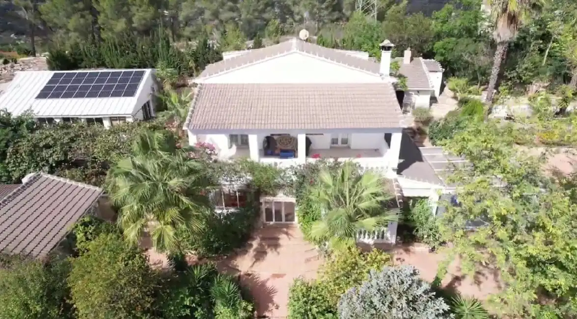 Vista exterior de Casa o chalet en venta en Benigànim con Piscina