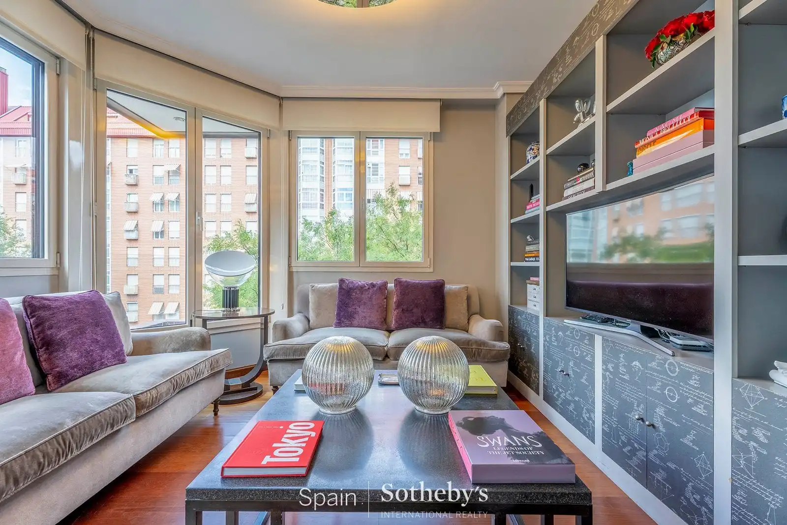 Sala d'estar de Apartament en venda en Madrid amb Aire condicionat, Calefacció i Traster