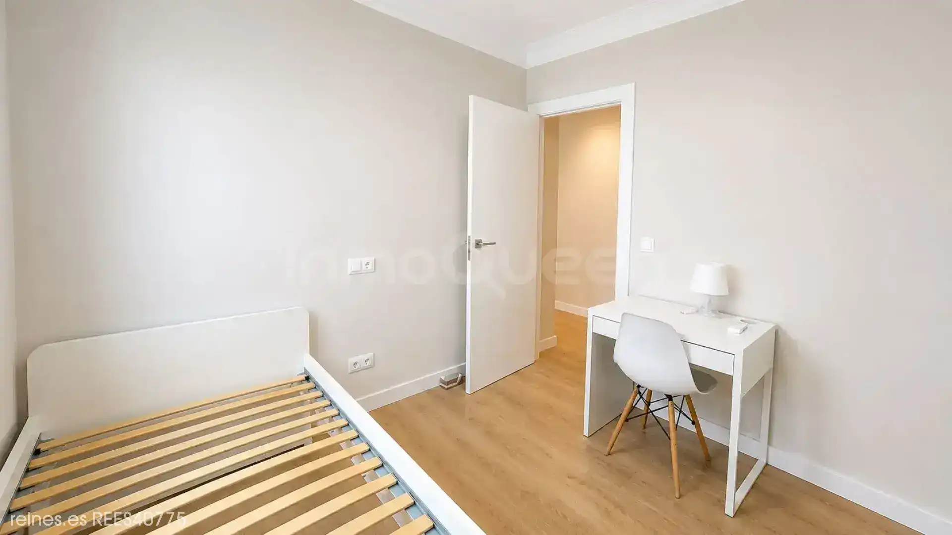 Habitación de Piso de alquiler en Zaragoza con Calefacción y Amueblado