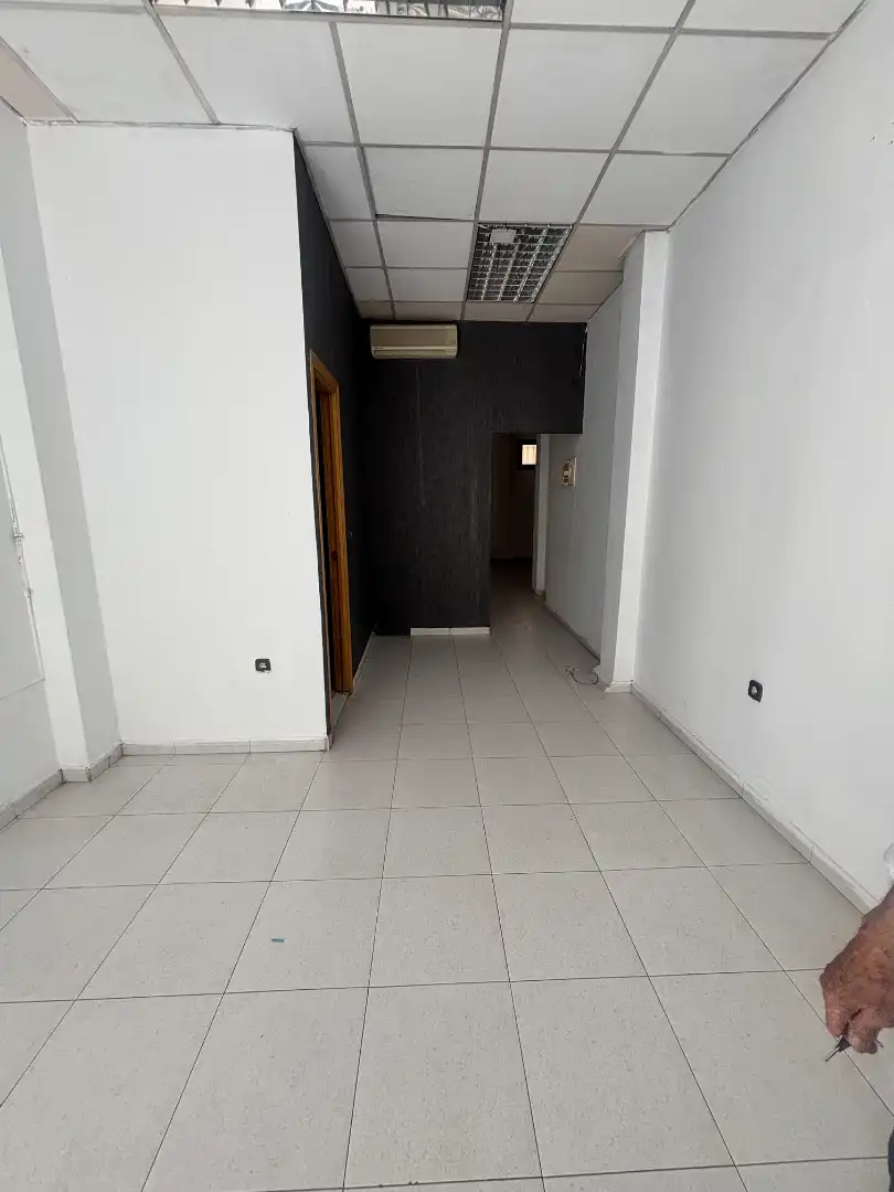 Local comercial en alquiler en Calle del Doctor Isla 8, imagen 5
