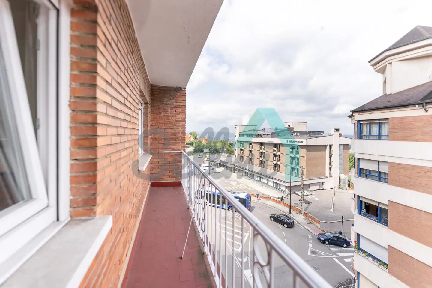 Terrasse von Wohnung zur Miete in Oviedo  mit Heizung, Terrasse und Möbliert