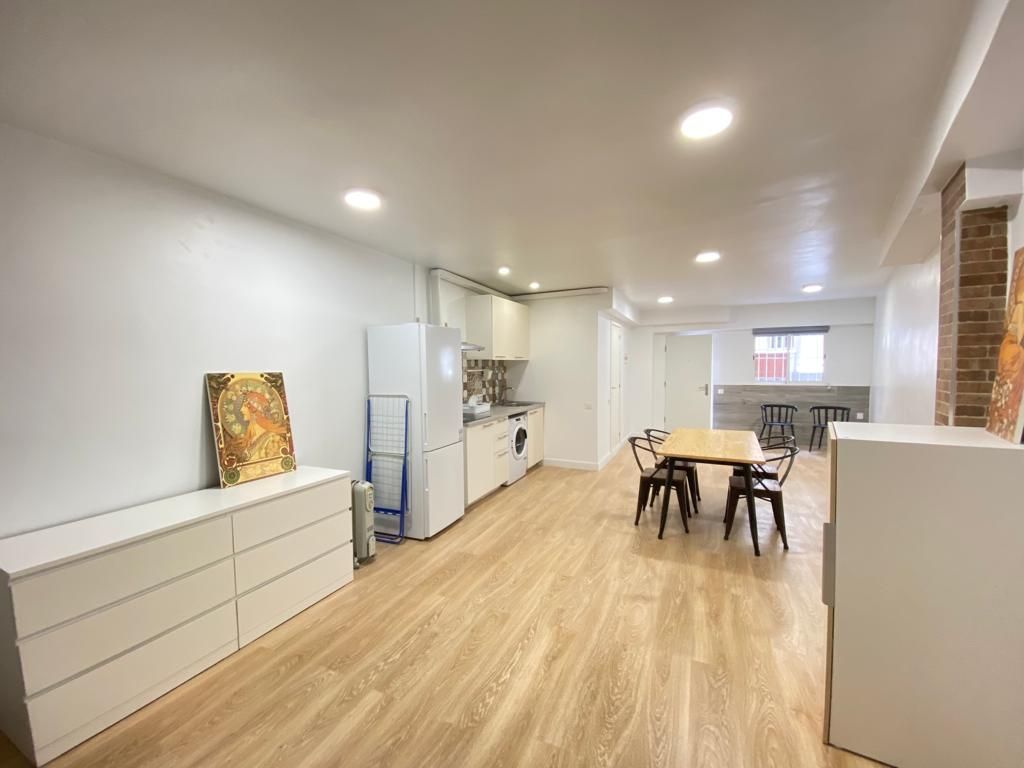 Flat for sale in Carrer de Maspons i Labrós, El Guinardó