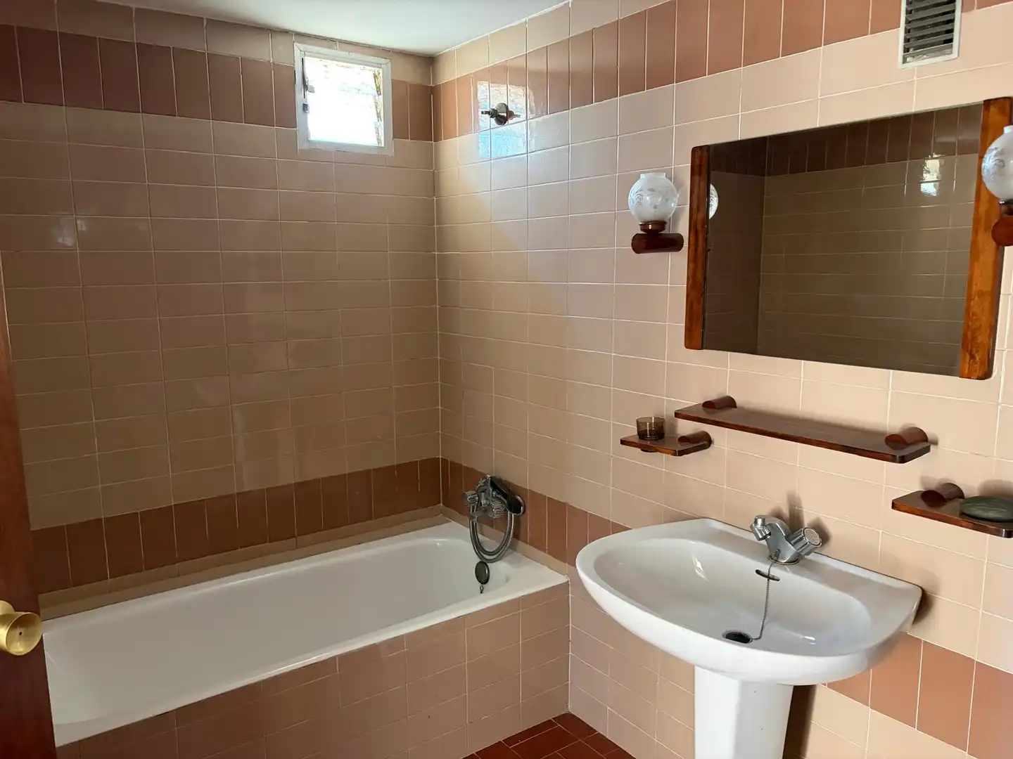 Badezimmer von Wohnung zum Verkauf in Villena mit Terrasse und Balkon