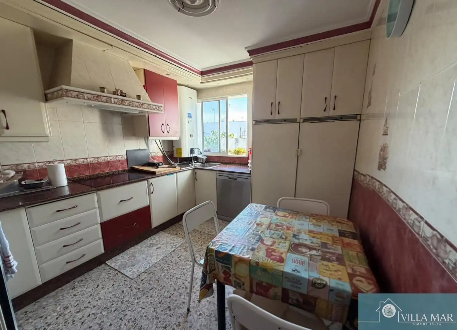 Cocina de Piso en venta en Rota