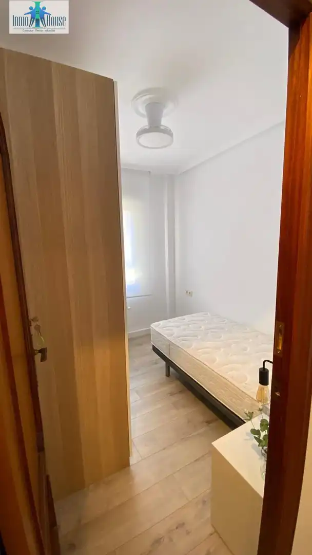 Habitación de Piso de alquiler en Albacete con Aire acondicionado, Calefacción y Terraza
