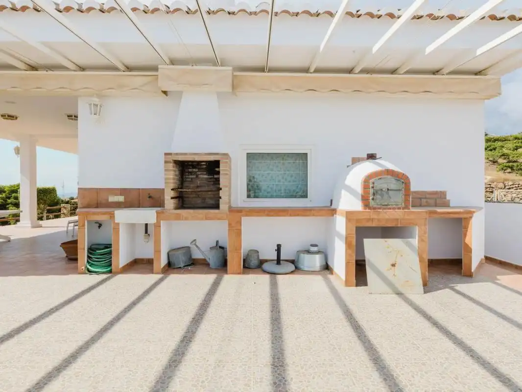 Cuina de Casa o xalet en venda en Torrox amb Aire condicionat, Calefacció i Jardí privat