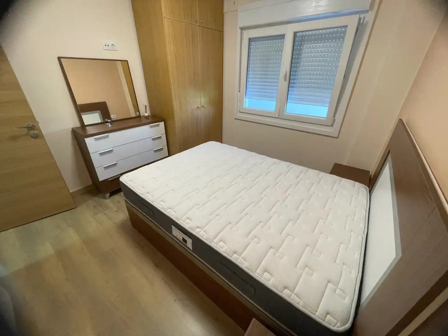 Bedroom of Flat for rent in Vigo   with Heating, Parquet flooring and Storage room