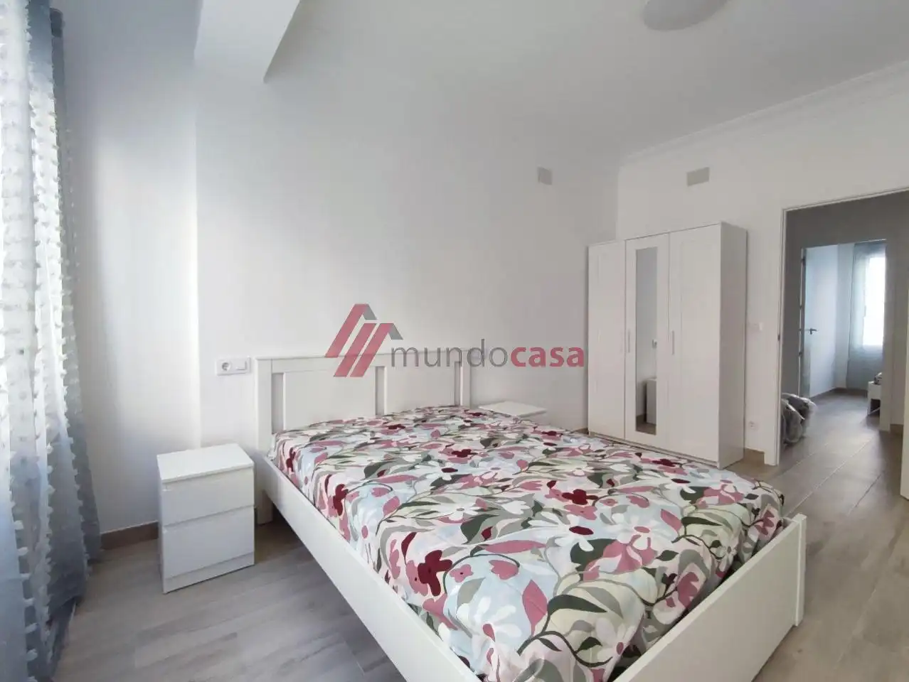 Habitación de Piso de alquiler en Ferrol con Calefacción y Amueblado