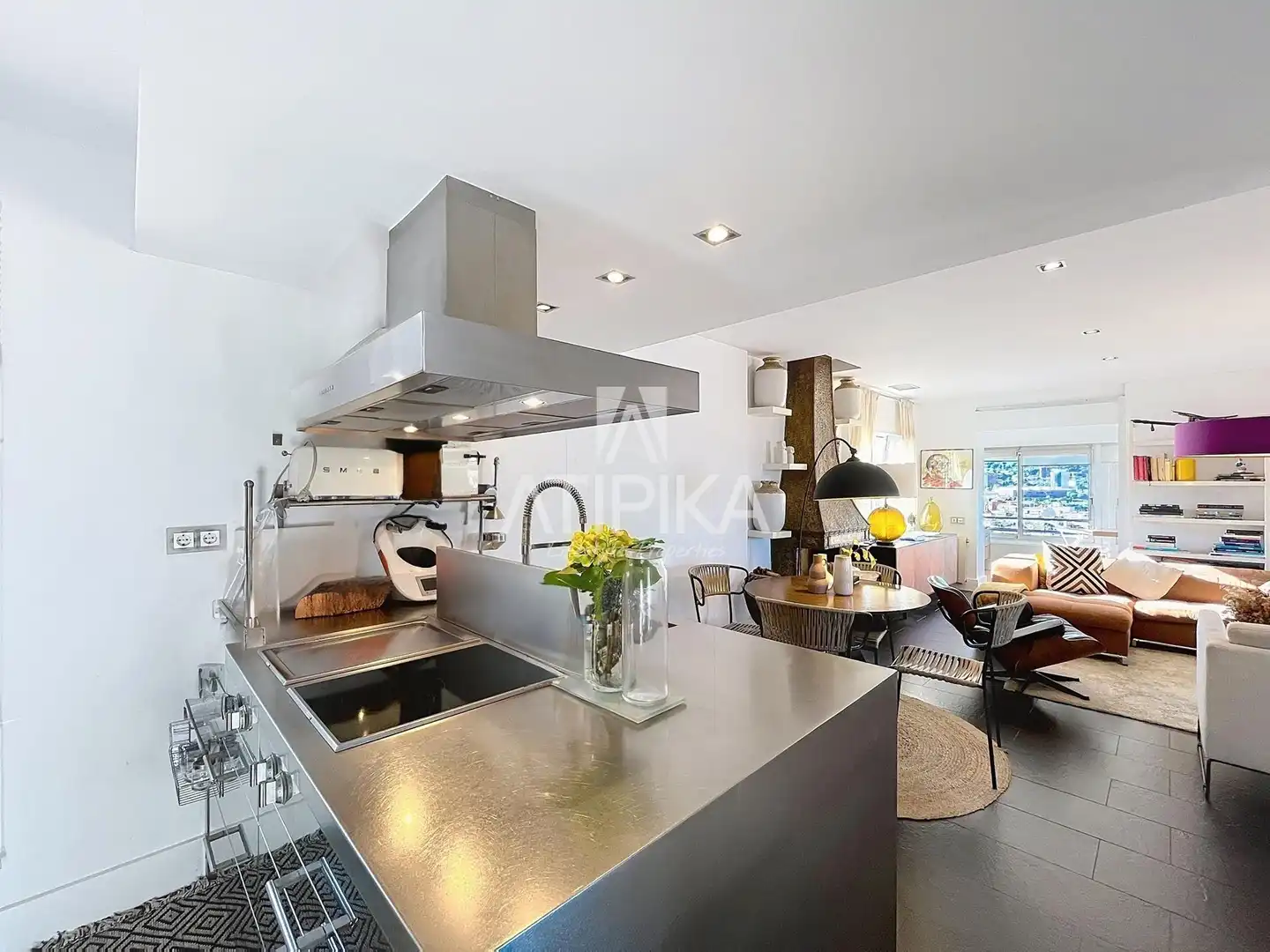 Küche von Maisonette zum Verkauf in Barcelona mit Klimaanlage, Heizung und Terrasse