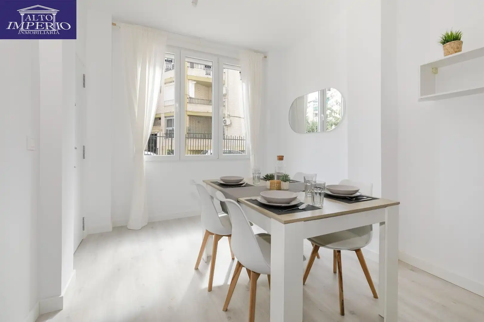 Study for sale in Granada, Granada