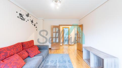 Foto 5 de Piso de alquiler en Marcelino Suárez, Vallobín, Oviedo