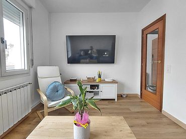 Casa con balcone in vendita a Avenida NOSA SEÑORA DOS ANXOS 20
