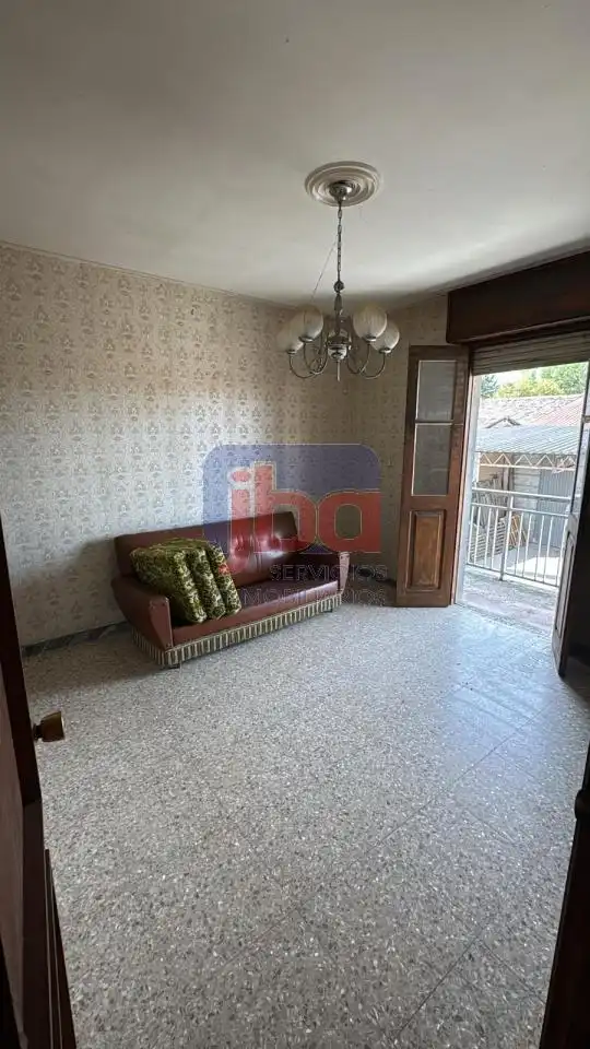 Sala de estar de Casa o chalet en venta en Sandiás con Calefacción y Jardín privado