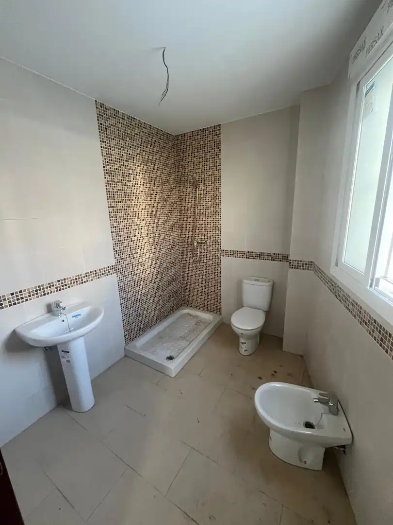 Bathroom of Houses for sale in Morón de la Frontera