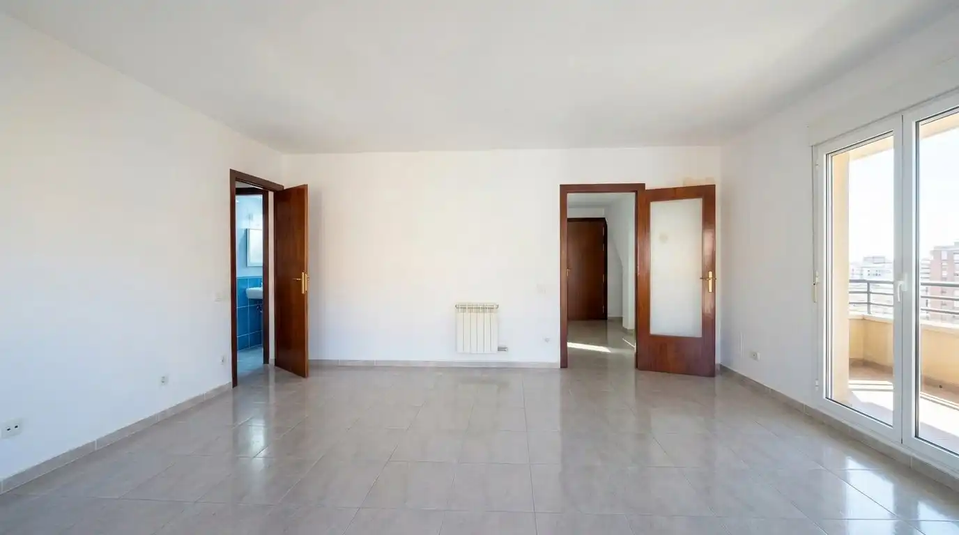 Duplexes for sale in Girona  with Air Conditioner, Heating and Balcony