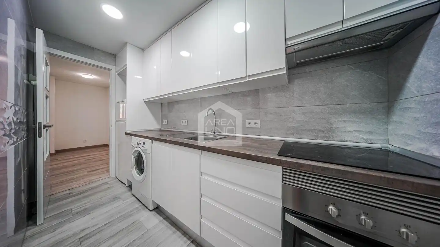 Cocina de Planta baja en venta en Alcorcón con Aire acondicionado y Calefacción