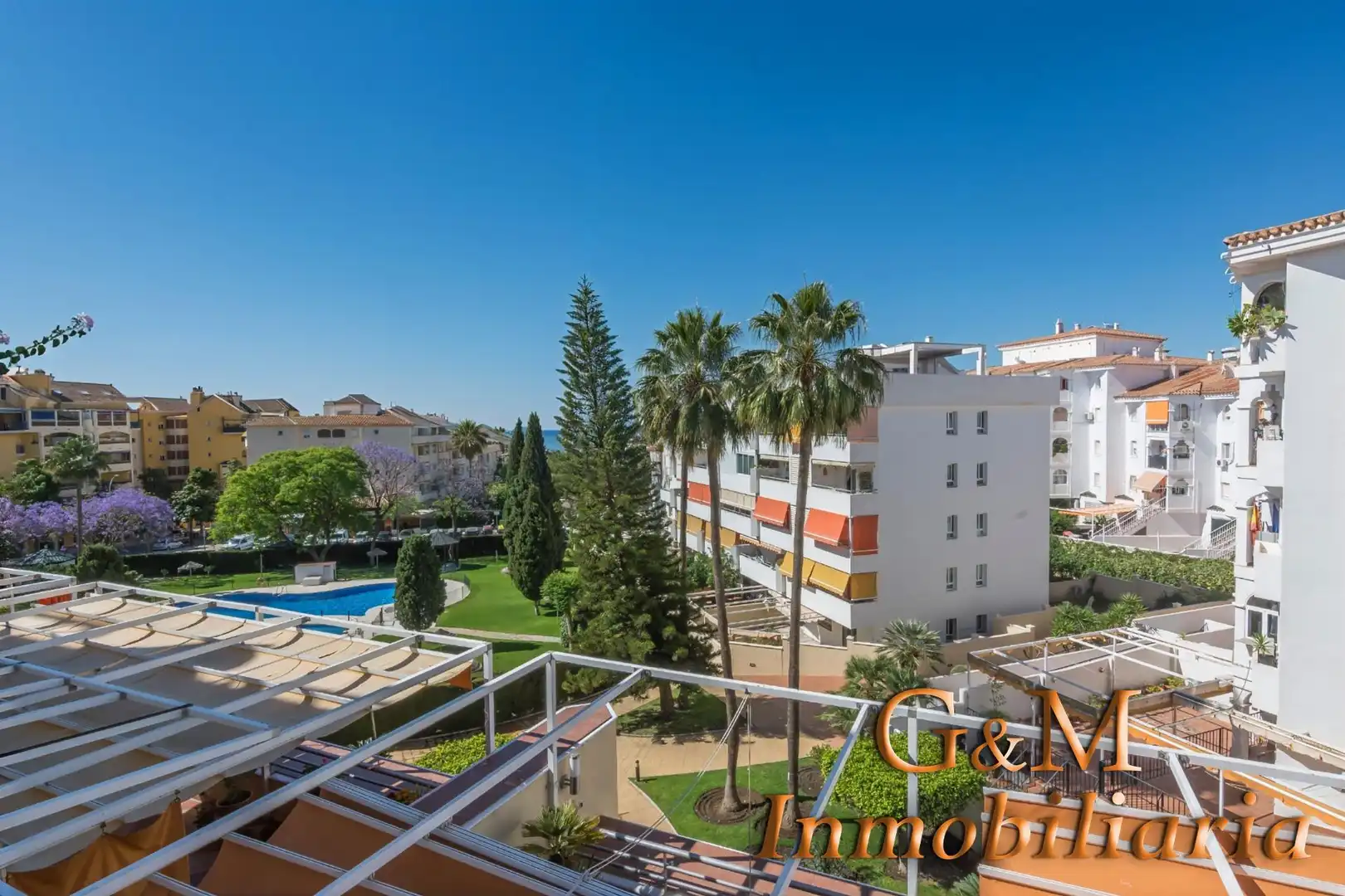Vista exterior de Pis en venda en Benalmádena amb Aire condicionat, Terrassa i Traster