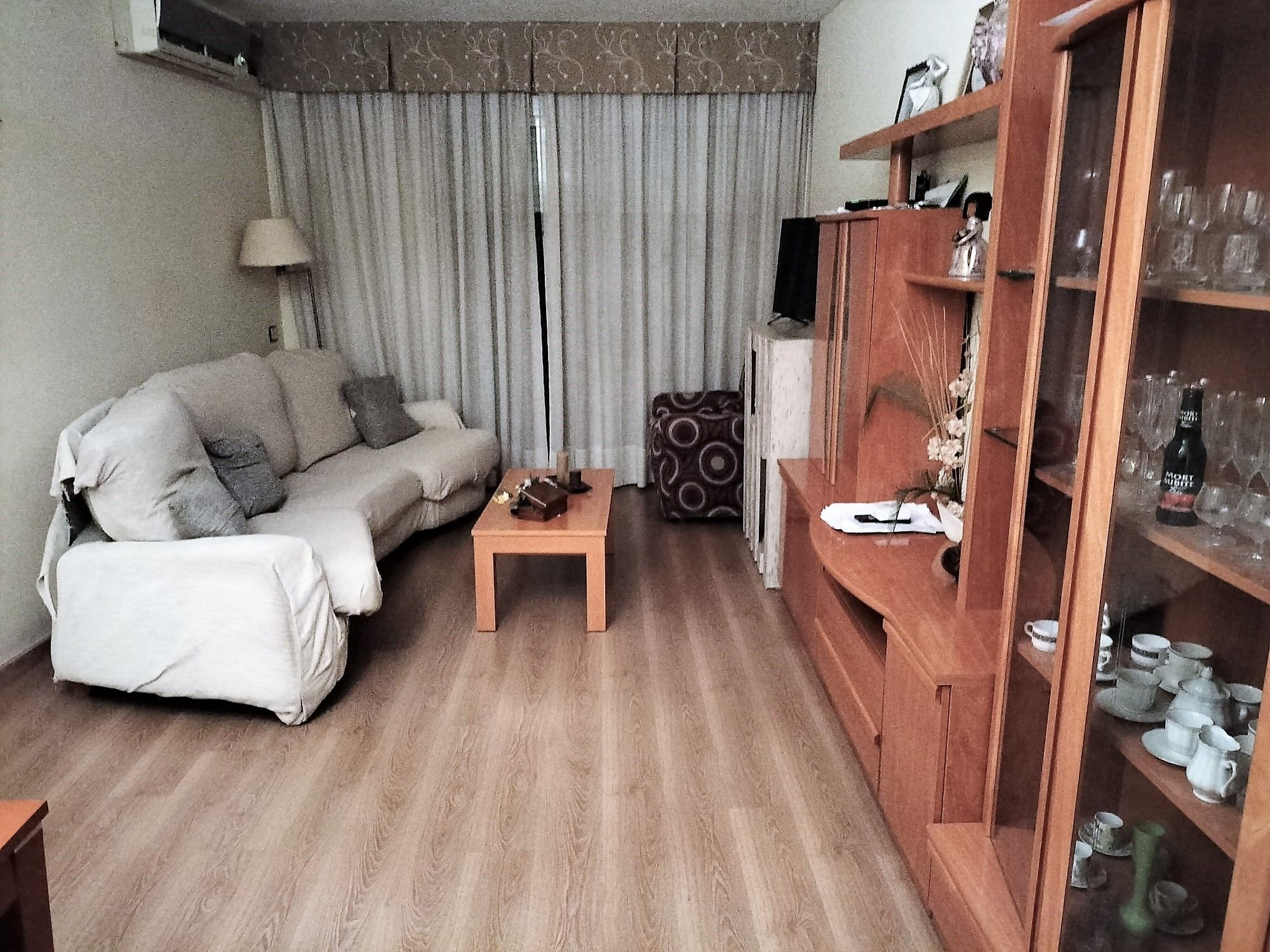 Living room of Flat for sale in Sabadell  with Heating and Balcony