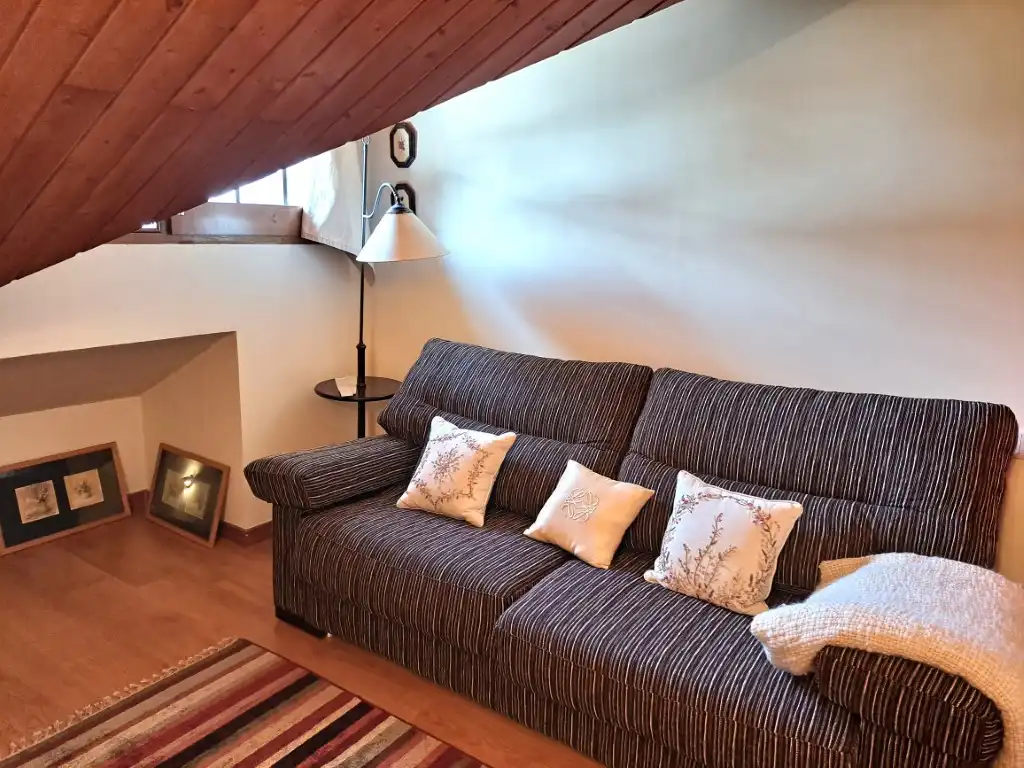 Sala de estar de Dúplex en venta en Alp con Calefacción, Trastero y Amueblado