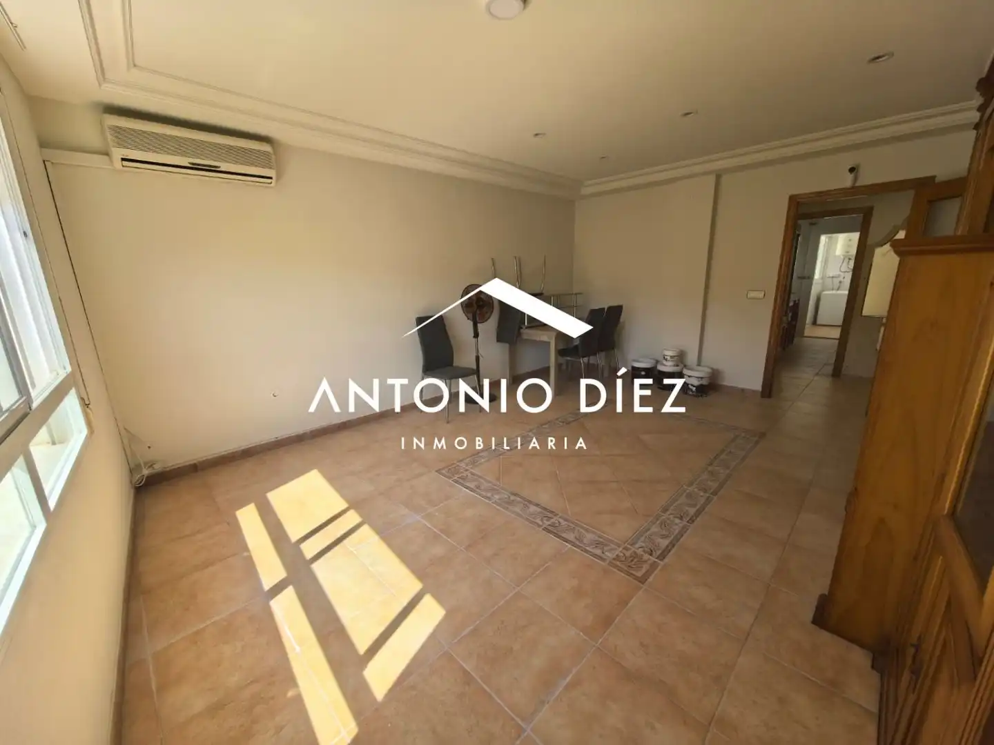 Exterior view of Flat for sale in Aspe  with Air Conditioner, Storage room and Balcony