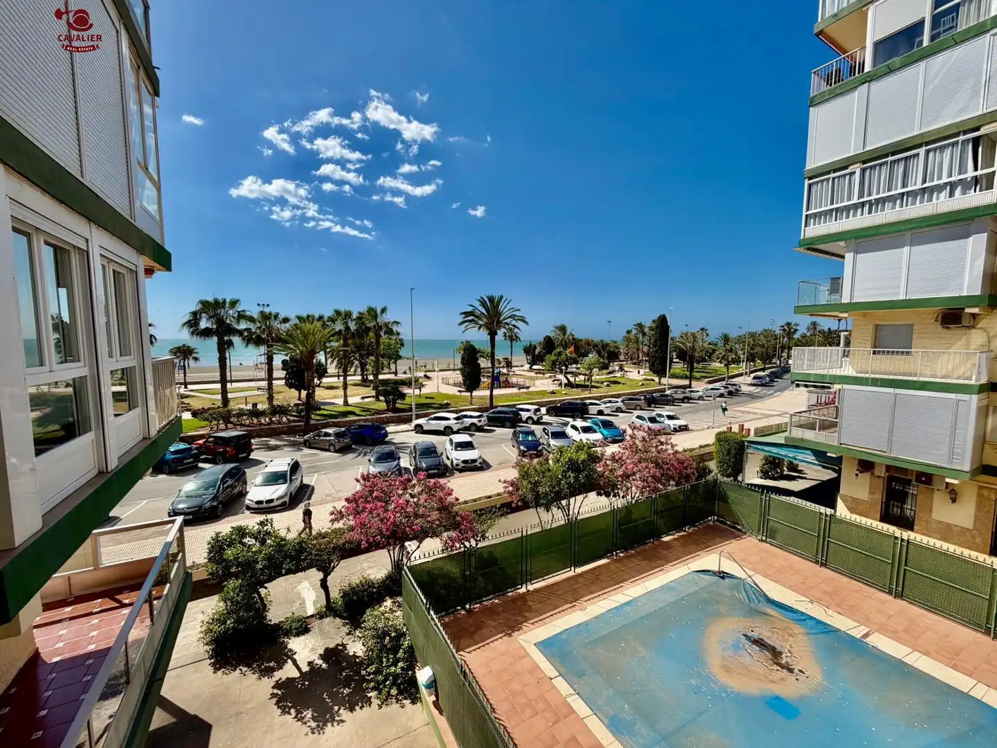 Vista exterior de Piso de alquiler en Vélez-Málaga con Aire acondicionado, Jardín privado y Terraza