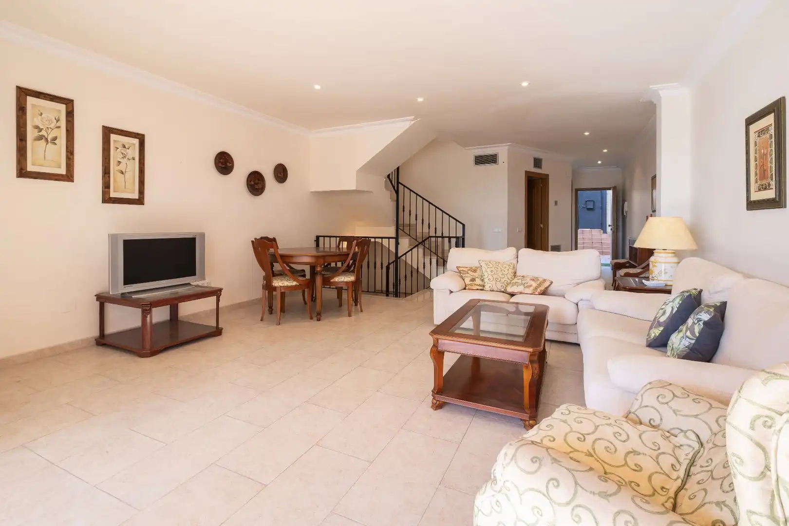 Sala d'estar de Casa o xalet en venda en Salou amb Aire condicionat, Calefacció i Jardí privat