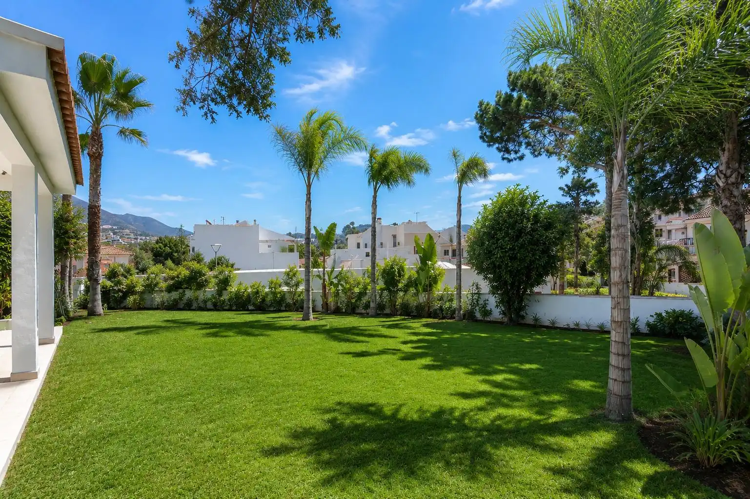 Jardí de Casa o xalet en venda en Fuengirola amb Aire condicionat, Terrassa i Traster