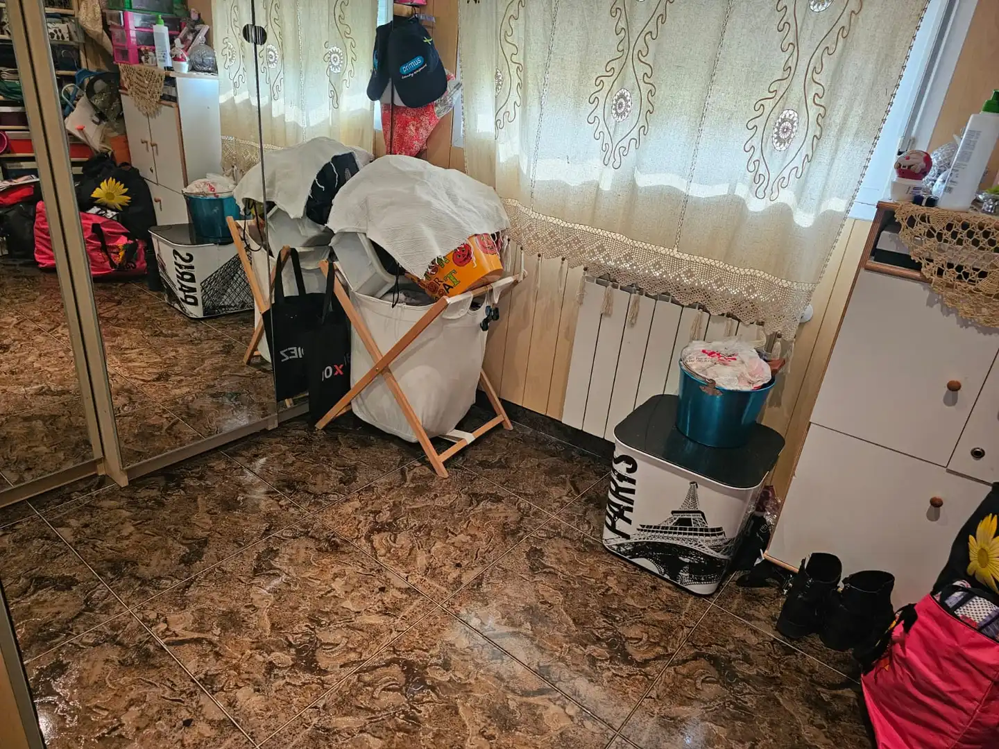 Dormitori de Casa o xalet en venda en Girona amb Calefacció, Jardí privat i Terrassa