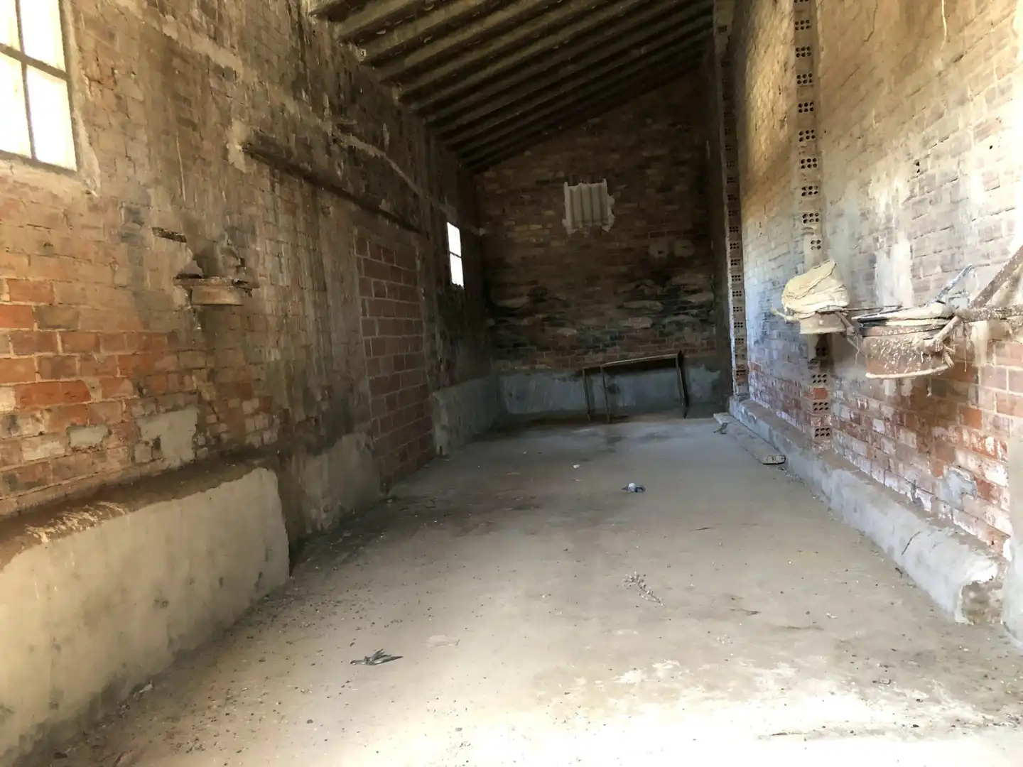 Nave industrial de alquiler en Bellvís