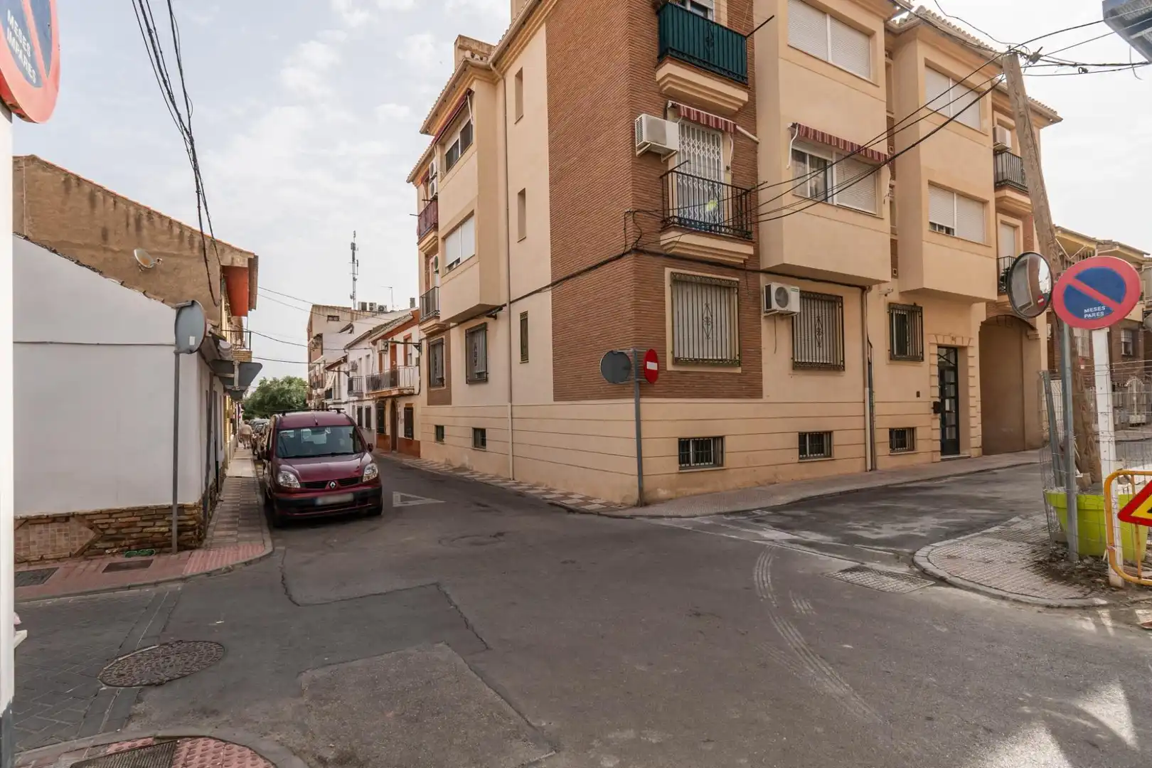 Flat for rent in Calle Calle de la Veleta, 14, Poniente