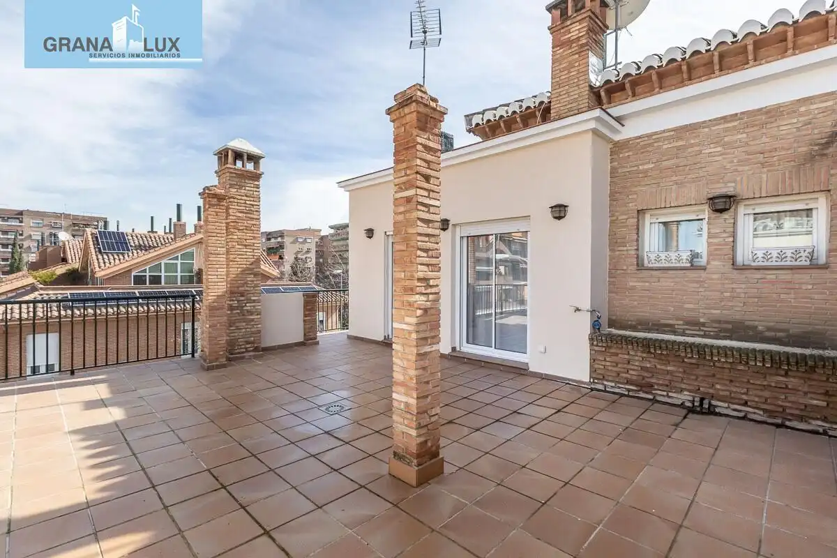 Abitazione con terrazza in vendita a Calle Doctor López Font, imagen 42